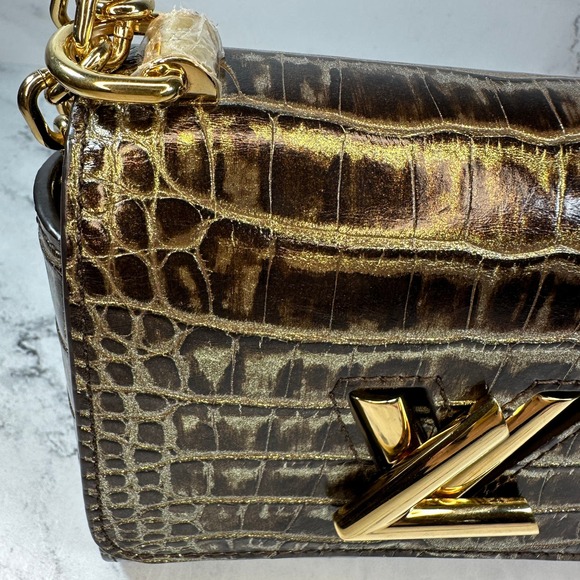Louis Vuitton Alligator Twist Bag PM Mini Monogram Crossbody Gold Crocodile LV - Picture 8 of 16